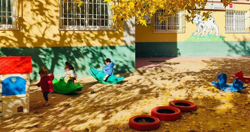 Guarderia con patio de tierra en Mostoles